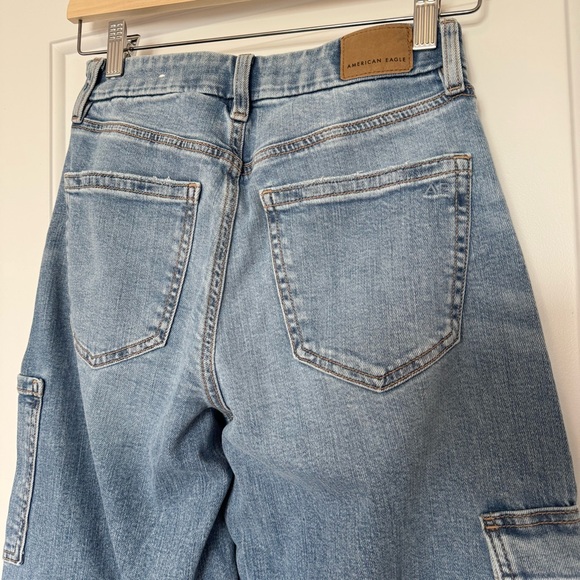 NWT AE Curvy Super High-Rise Baggy Wide-Leg Cargo Blue Jeans, stretch, size 0 - Picture 10 of 14